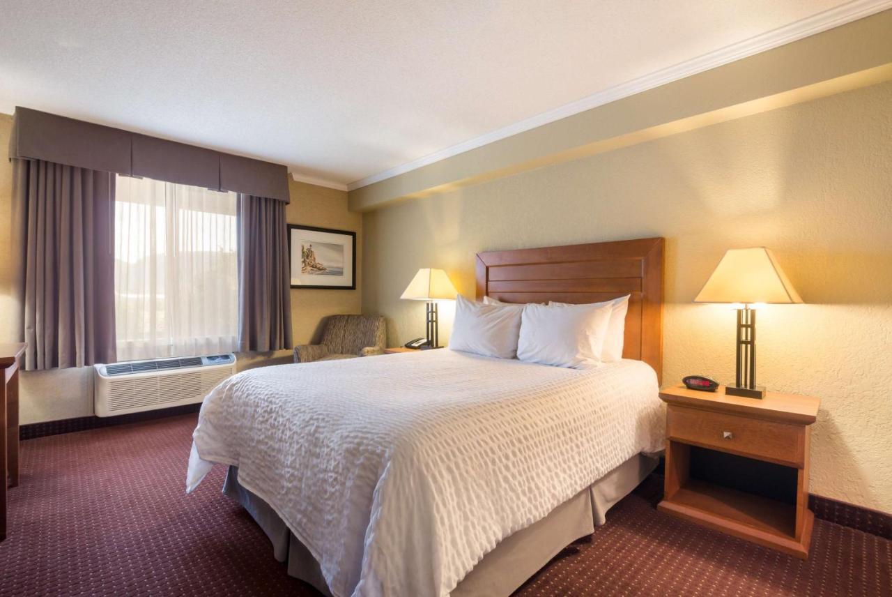 Best Western Plus Norwester Hotel & Conference Centre Θάντερ Μπέι Εξωτερικό φωτογραφία