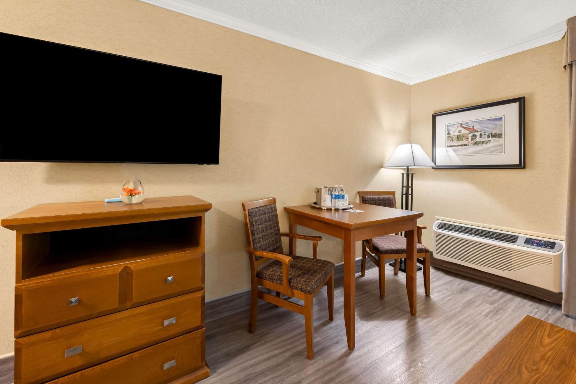 Best Western Plus Norwester Hotel & Conference Centre Θάντερ Μπέι Εξωτερικό φωτογραφία