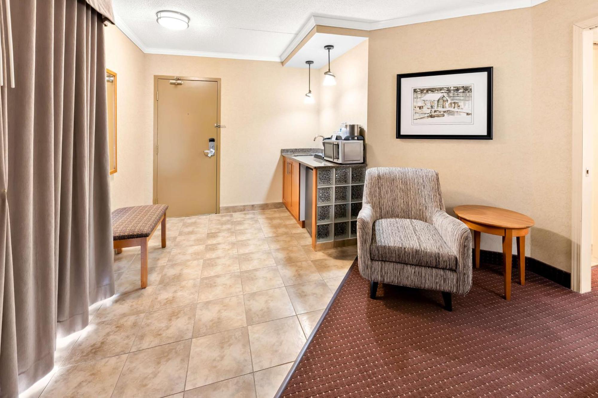 Best Western Plus Norwester Hotel & Conference Centre Θάντερ Μπέι Εξωτερικό φωτογραφία