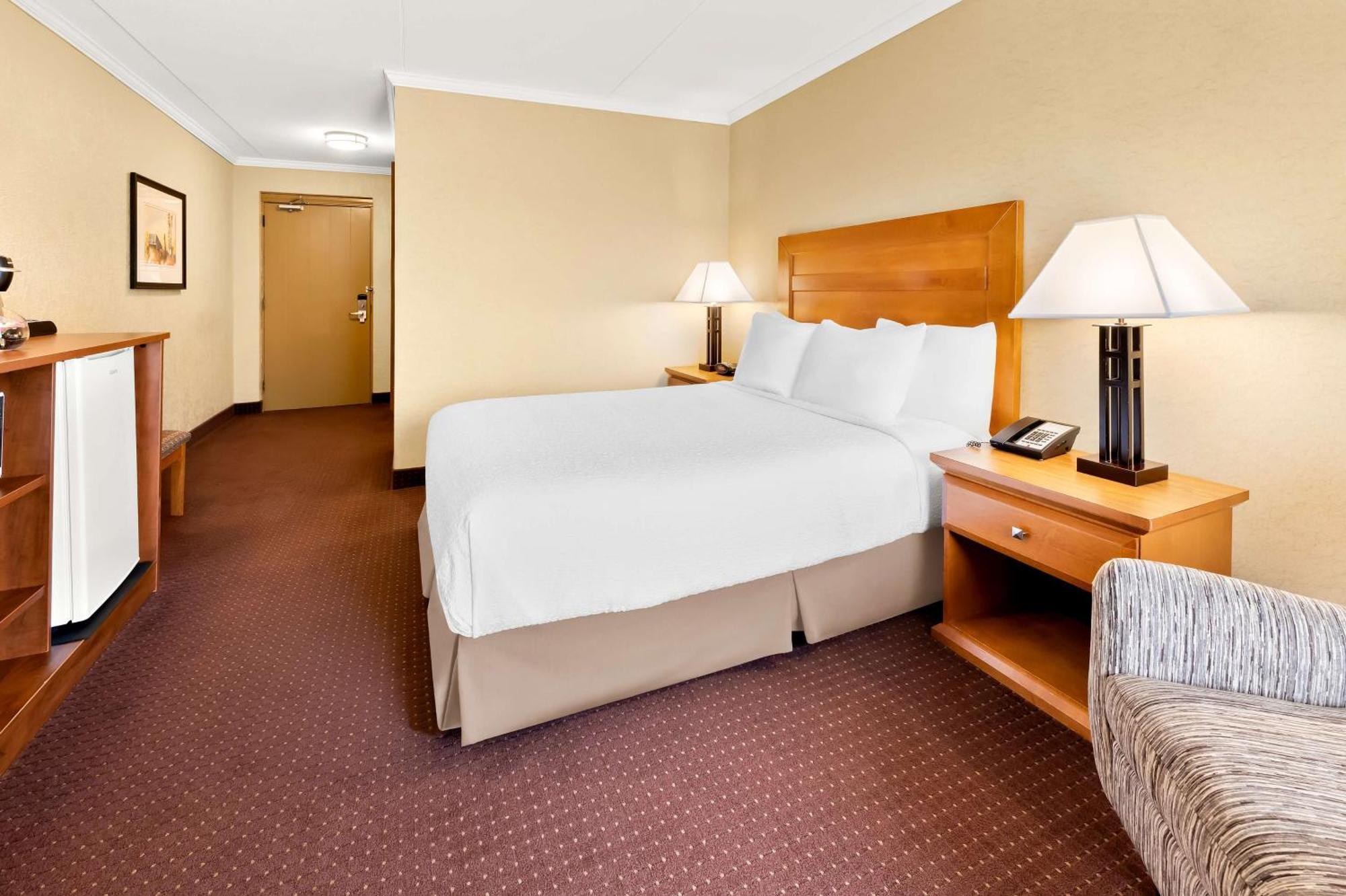 Best Western Plus Norwester Hotel & Conference Centre Θάντερ Μπέι Εξωτερικό φωτογραφία