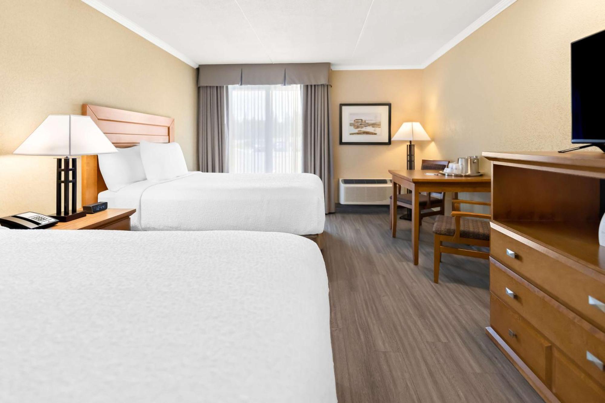 Best Western Plus Norwester Hotel & Conference Centre Θάντερ Μπέι Εξωτερικό φωτογραφία