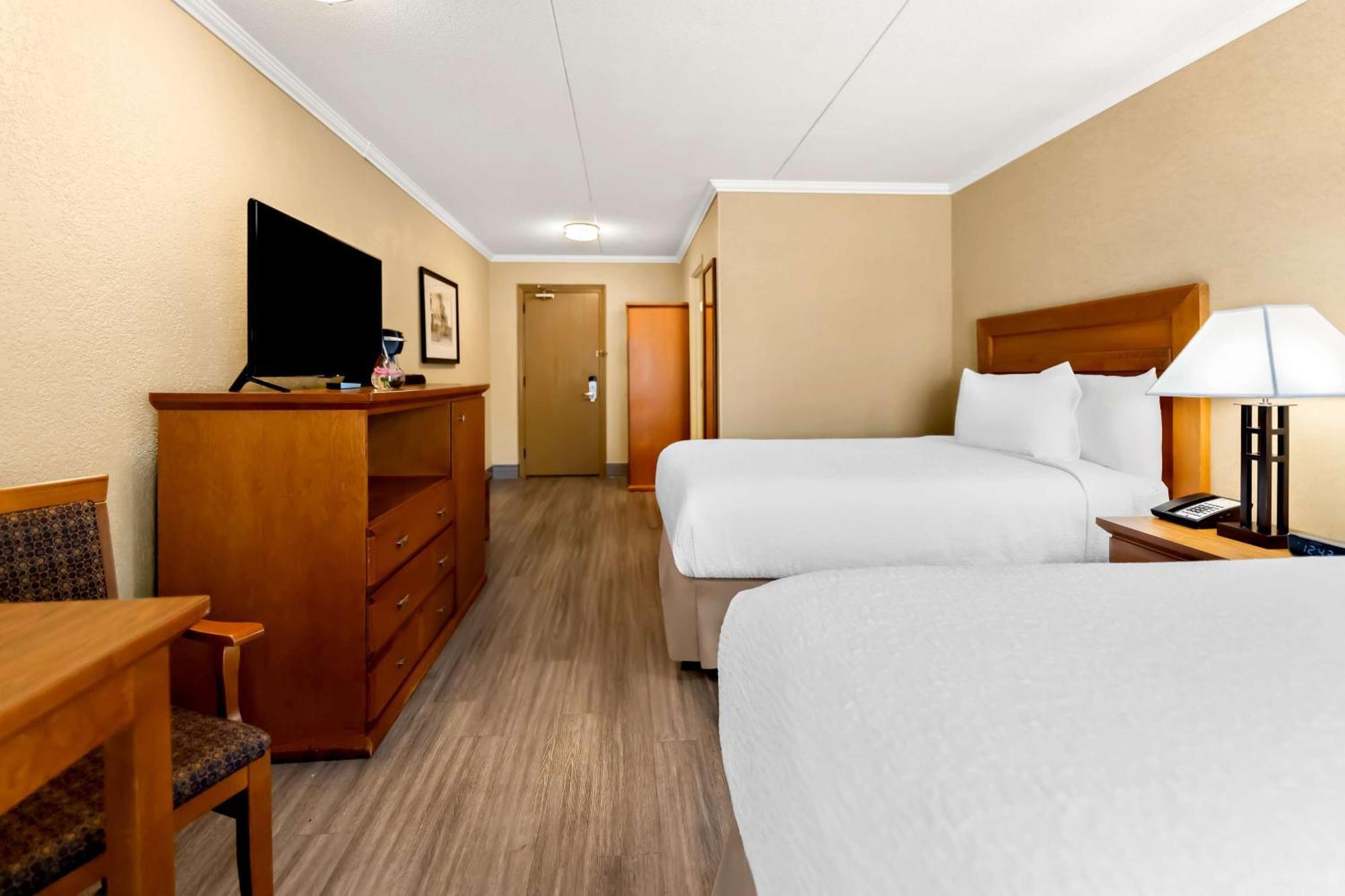 Best Western Plus Norwester Hotel & Conference Centre Θάντερ Μπέι Εξωτερικό φωτογραφία