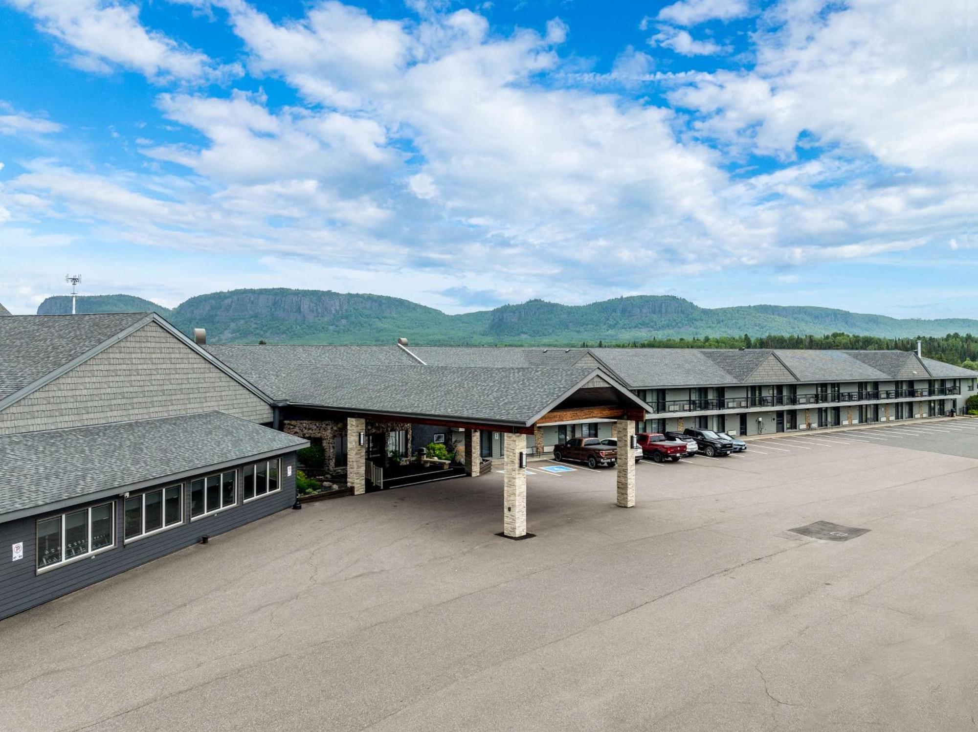 Best Western Plus Norwester Hotel & Conference Centre Θάντερ Μπέι Εξωτερικό φωτογραφία
