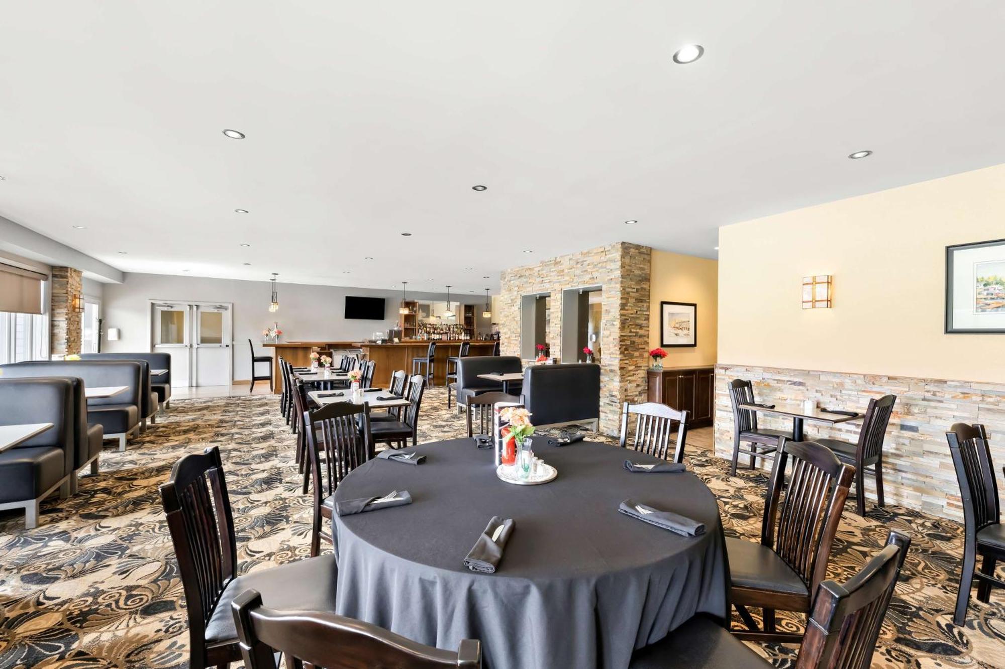 Best Western Plus Norwester Hotel & Conference Centre Θάντερ Μπέι Εξωτερικό φωτογραφία