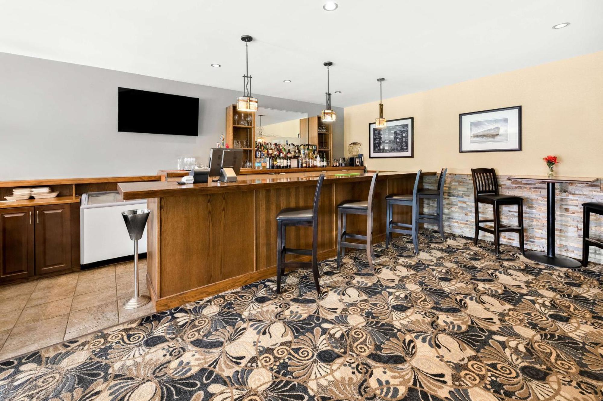 Best Western Plus Norwester Hotel & Conference Centre Θάντερ Μπέι Εξωτερικό φωτογραφία